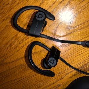 Powerbeats series 3